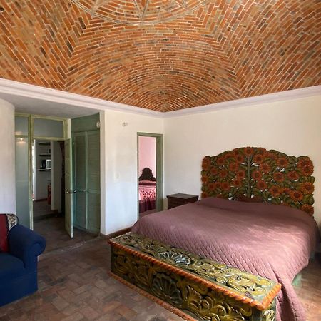 Casa Arbol Hotel Сан Мигел де Аленде Екстериор снимка